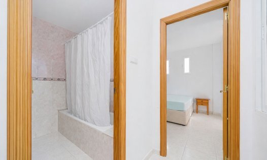 Segunda mano - Apartamentos -
San Miguel de Salinas