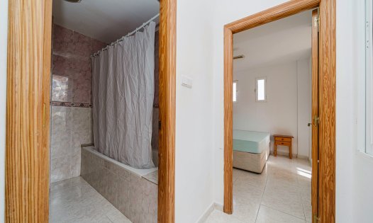Segunda mano - Apartamentos -
San Miguel de Salinas
