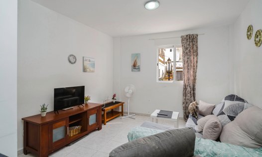 Segunda mano - Apartamentos -
San Miguel de Salinas