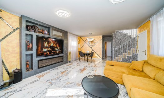 Resale - Villas -
San Miguel de Salinas