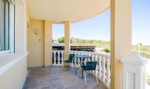 Resale - Villas -
San Miguel de Salinas - Ciudad de las Comunicaciones