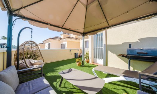 Resale - Villas -
San Miguel de Salinas - Ciudad de las Comunicaciones