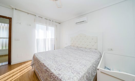 Resale - Villas -
San Miguel de Salinas - Ciudad de las Comunicaciones