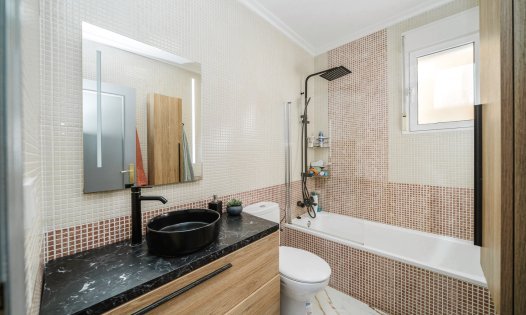 Resale - Villas -
San Miguel de Salinas - Ciudad de las Comunicaciones