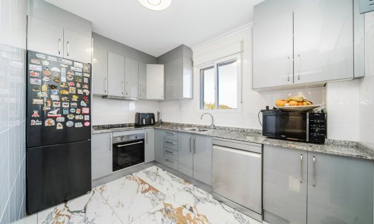 Resale - Villas -
San Miguel de Salinas - Ciudad de las Comunicaciones