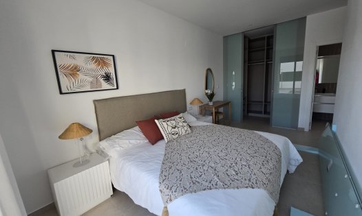 Resale - Villas -
Almeria