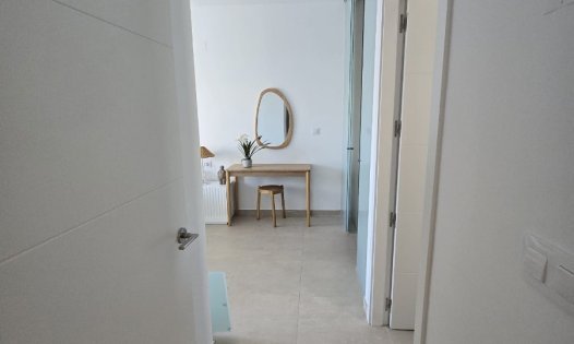 Resale - Villas -
Almeria