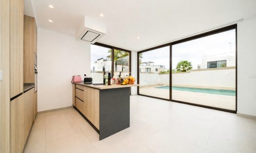 Återförsäljning - Villor -
Benijófar