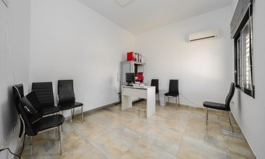 Resale - Villas -
Pilar de la Horadada - Torre de la Horadada