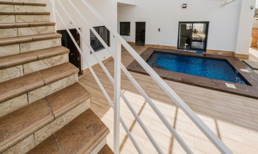 Resale - Villas -
Pilar de la Horadada - Torre de la Horadada