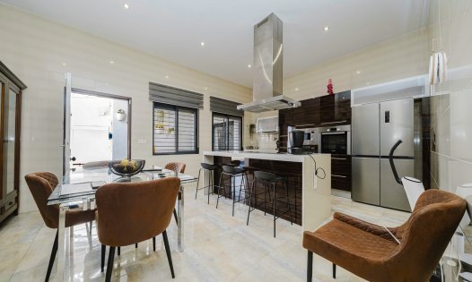 Resale - Villas -
Pilar de la Horadada - Torre de la Horadada