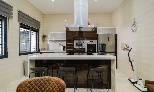 Resale - Villas -
Pilar de la Horadada - Torre de la Horadada