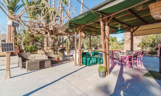 Resale - Villas -
Orihuela