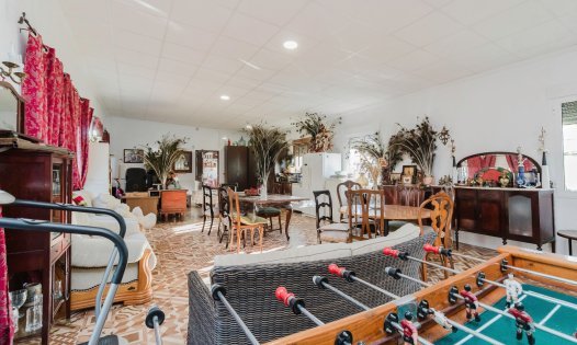 Resale - Villas -
Orihuela