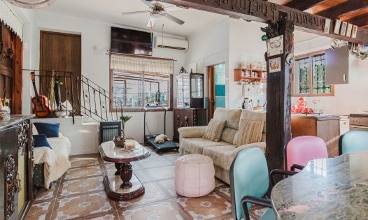 Resale - Villas -
Orihuela