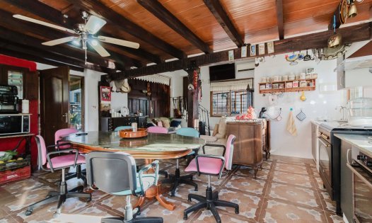 Resale - Villas -
Orihuela