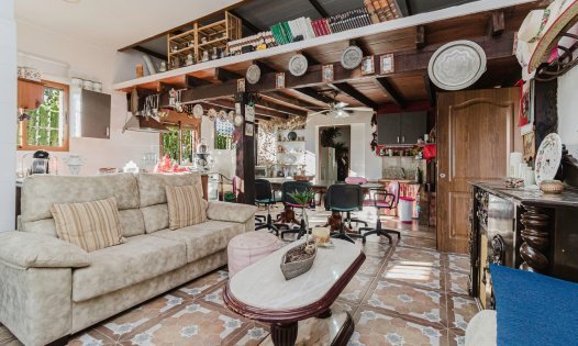 Resale - Villas -
Orihuela