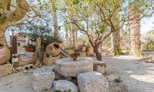 Resale - Villas -
Orihuela