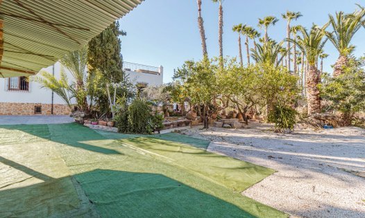 Resale - Villas -
Orihuela