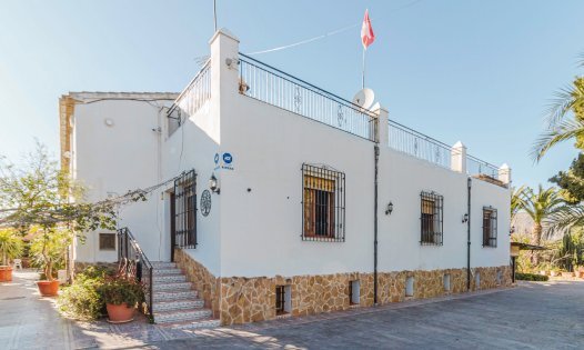 Resale - Villas -
Orihuela