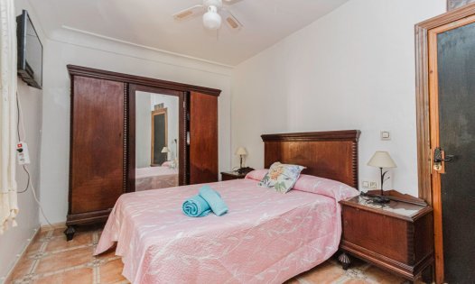 Resale - Villas -
Orihuela