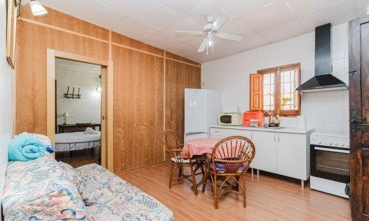 Resale - Villas -
Orihuela