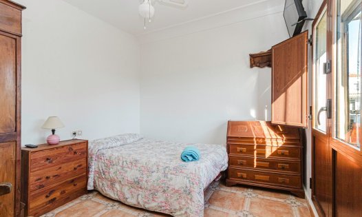 Resale - Villas -
Orihuela
