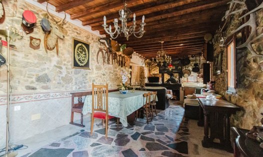 Resale - Villas -
Orihuela