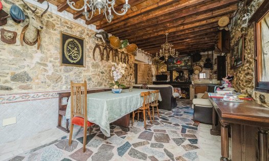 Resale - Villas -
Orihuela