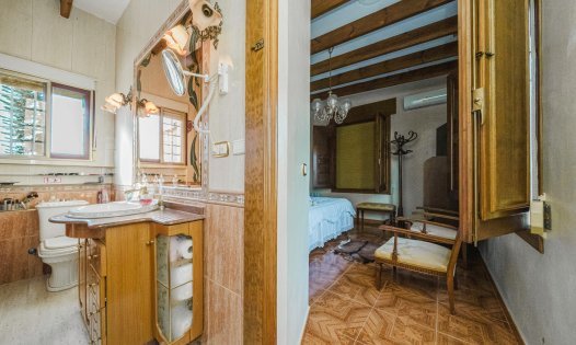 Resale - Villas -
Orihuela