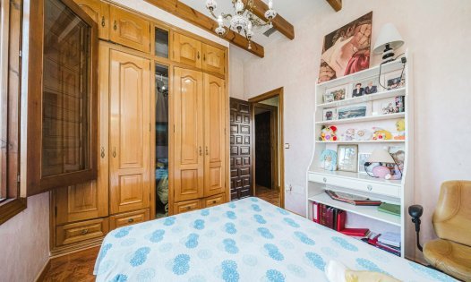 Resale - Villas -
Orihuela