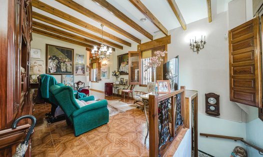 Resale - Villas -
Orihuela