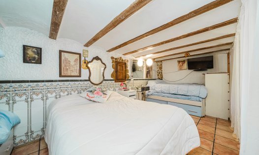 Resale - Villas -
Orihuela