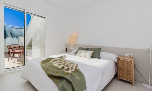 Segunda mano - Bungalows -
Pilar de la Horadada