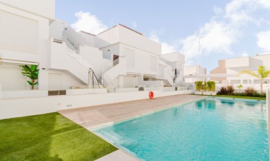 Segunda mano - Bungalows -
Pilar de la Horadada