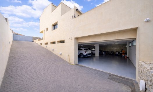 Resale - Luxury Villas -
Torrevieja - Los Balcones - Torrevieja