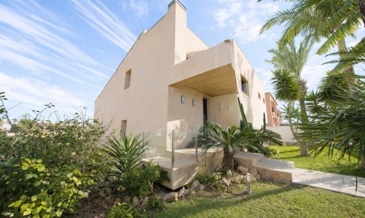 Resale - Luxury Villas -
Torrevieja - Los Balcones - Torrevieja