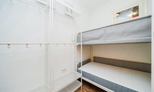 Resale - Bungalows -
Los Nietos