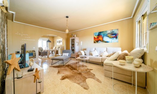 Videresalg - Villaer -
Rojales