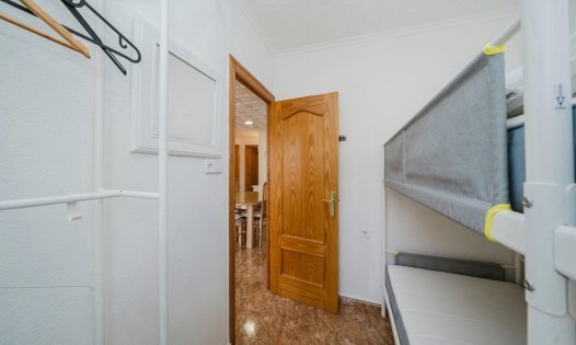 Resale - Bungalows -
Los Nietos