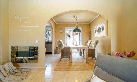 Videresalg - Villaer -
Rojales