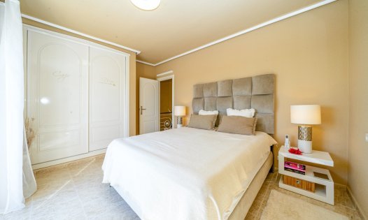 Videresalg - Villaer -
Rojales