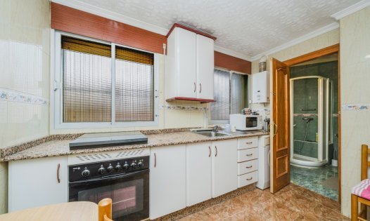 Resale - Bungalows -
Los Nietos