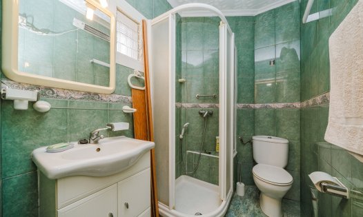 Resale - Bungalows -
Los Nietos