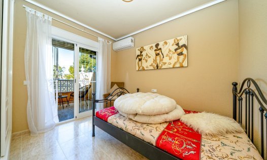 Videresalg - Villaer -
Rojales