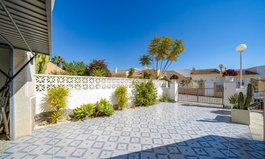 Videresalg - Villaer -
Rojales