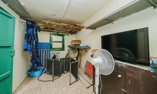 Resale - Bungalows -
Los Nietos