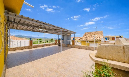 Resale - Bungalows -
Los Nietos