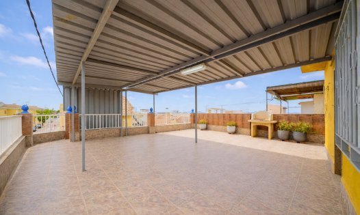 Resale - Bungalows -
Los Nietos