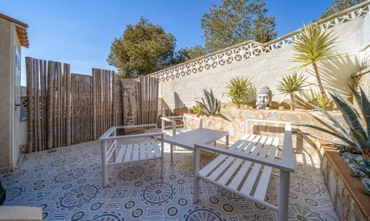 Videresalg - Villaer -
Rojales